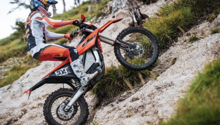KTM Freeride E 2025: l’enduro elettrico che rivoluziona il fuoristrada - Foto 6 di 9