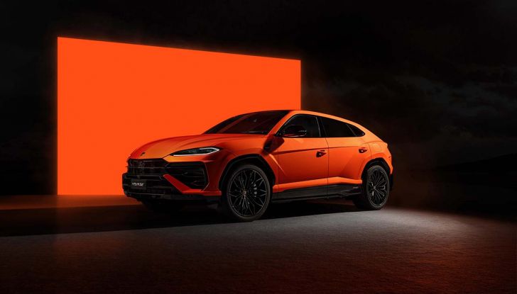 Lamborghini Urus SE: caratteristiche, design, abitacolo, motore e prezzo - Foto 6 di 23