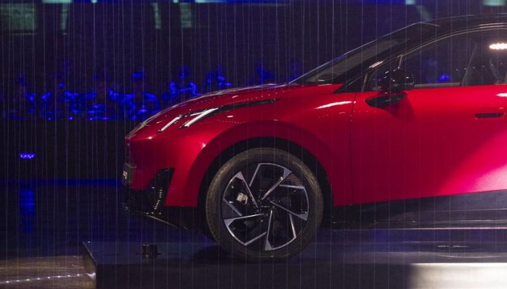 Nuova Lynk & Co 02: caratteristiche, design, abitacolo, motore, autonomia e prezzo - Foto 6 di 22