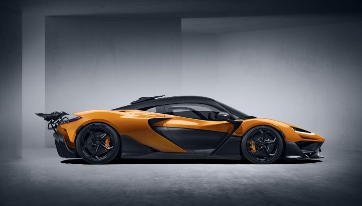 McLaren W1: caratteristiche, design, abitacolo, motore, prestazioni e prezzo - Foto 11 di 22