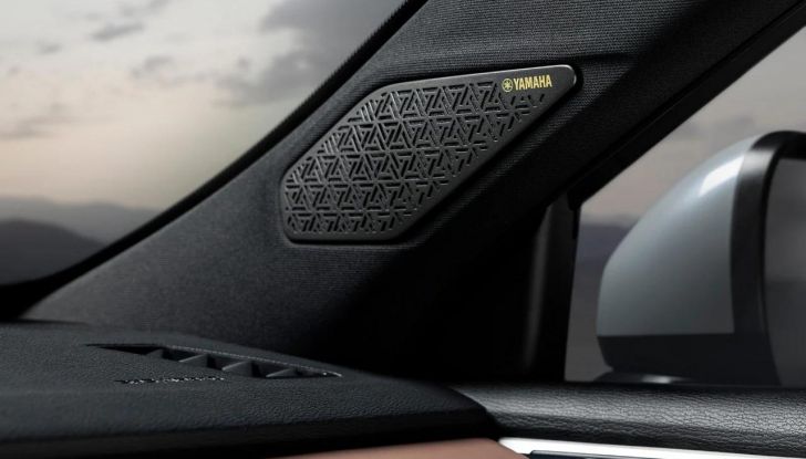 Mitsubishi Outlander PHEV 2025: caratteristiche, design, abitacolo, motore e autonomia - Foto 7 di 16