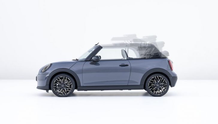 Nuova Mini Cooper Cabrio: caratteristiche, design, abitacolo, motori e allestimenti - Foto 17 di 64