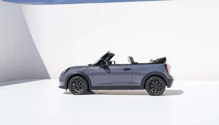 Mini Cooper Cabrio 2025