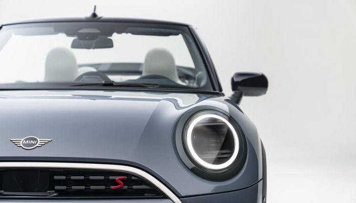Nuova Mini Cooper Cabrio: caratteristiche, design, abitacolo, motori e allestimenti - Foto 35 di 64