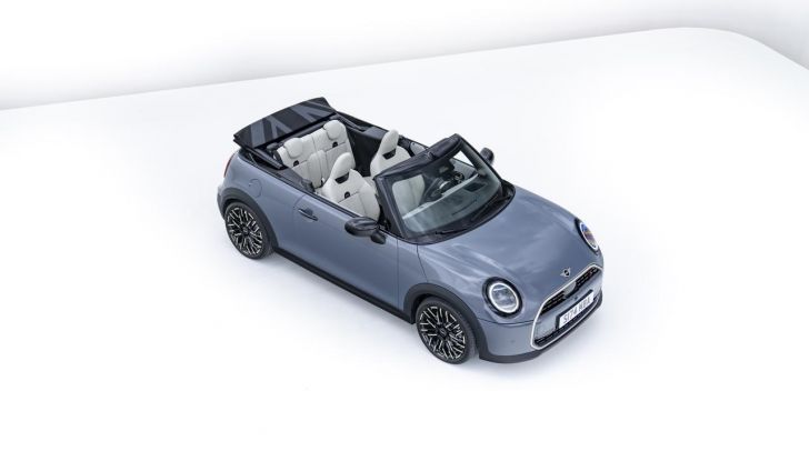Nuova Mini Cooper Cabrio: caratteristiche, design, abitacolo, motori e allestimenti - Foto 19 di 64