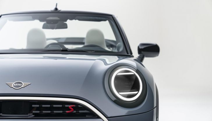 Nuova Mini Cooper Cabrio: caratteristiche, design, abitacolo, motori e allestimenti - Foto 36 di 64