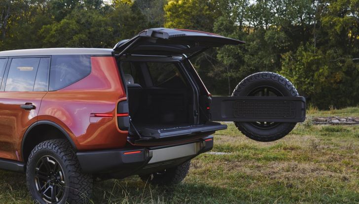 Scout Terra e Traveler: caratteristiche, design, abitacolo, motori, versioni e prezzi - Foto 3 di 79