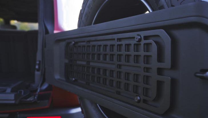 Scout Terra e Traveler: caratteristiche, design, abitacolo, motori, versioni e prezzi - Foto 4 di 79