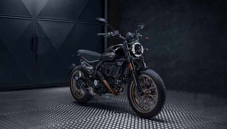 Ducati Scrambler 2025: arrivano la Icon Dark e la nuova Full Throttle - Foto 4 di 9