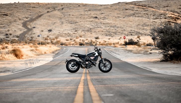 Scrambler Ducati 10° Anniversario Rizoma Edition: Ducati celebra 10 anni di Scrambler - Foto 6 di 10