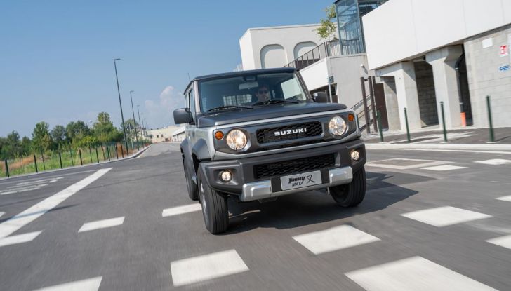 Suzuki Jimny Mata: caratteristiche, design, abitacolo, motore e disponibilità - Foto 16 di 51