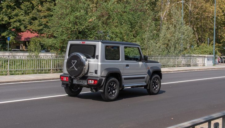 Suzuki Jimny Mata: caratteristiche, design, abitacolo, motore e disponibilità - Foto 18 di 51