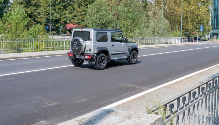 Suzuki Jimny Mata: caratteristiche, design, abitacolo, motore e disponibilità - Foto 20 di 51