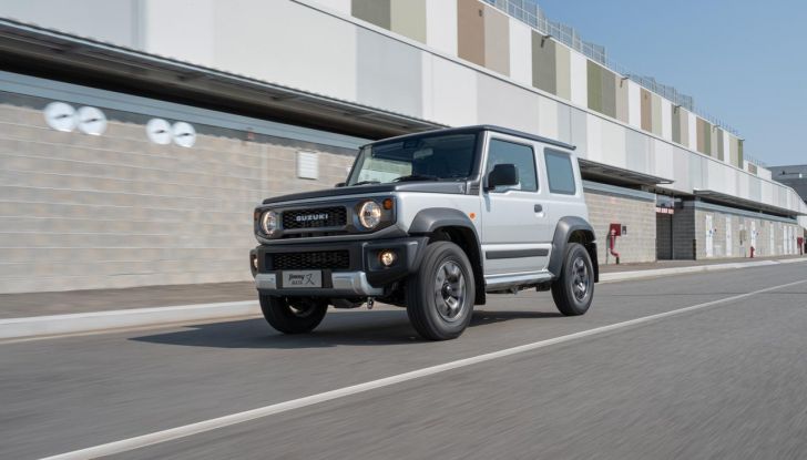 Suzuki Jimny Mata: caratteristiche, design, abitacolo, motore e disponibilità - Foto 4 di 51