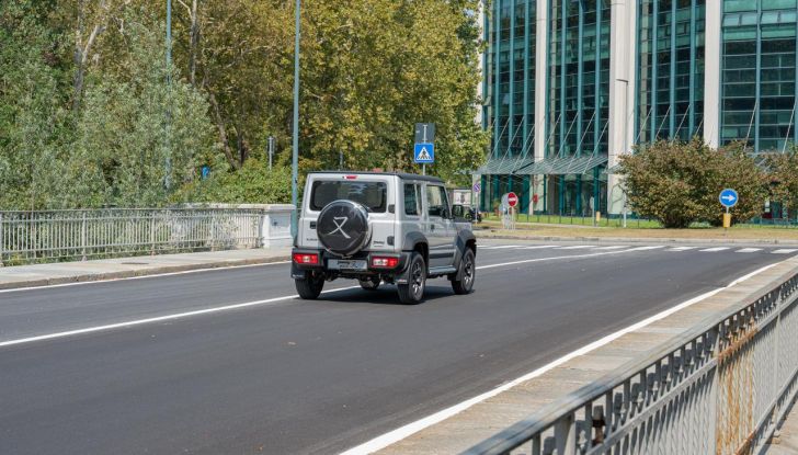 Suzuki Jimny Mata: caratteristiche, design, abitacolo, motore e disponibilità - Foto 24 di 51
