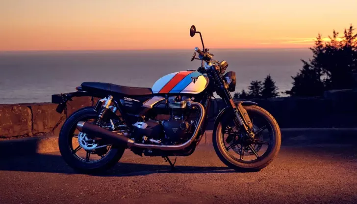 Triumph Speed Twin 900: le novità per il 2025 - Foto 8 di 11