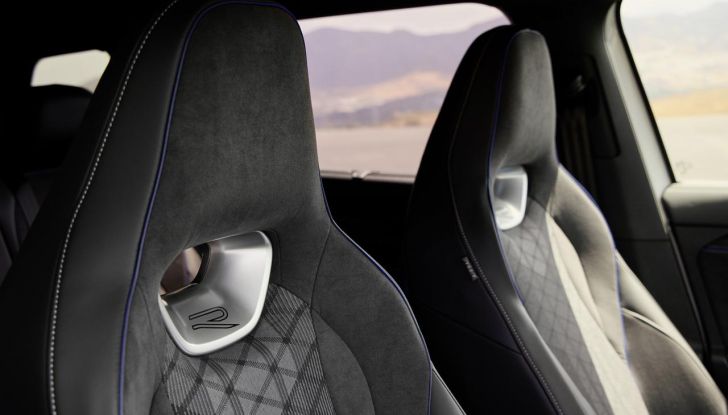 Nuovo Volkswagen Tayron: caratteristiche, design, abitacolo, allestimenti, motori e prezzo - Foto 58 di 127