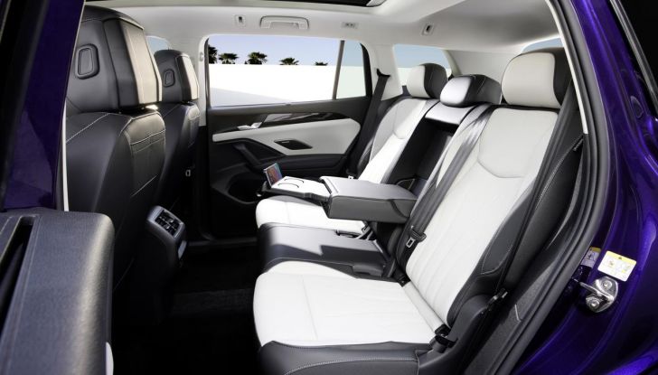 Nuovo Volkswagen Tayron: caratteristiche, design, abitacolo, allestimenti, motori e prezzo - Foto 107 di 127