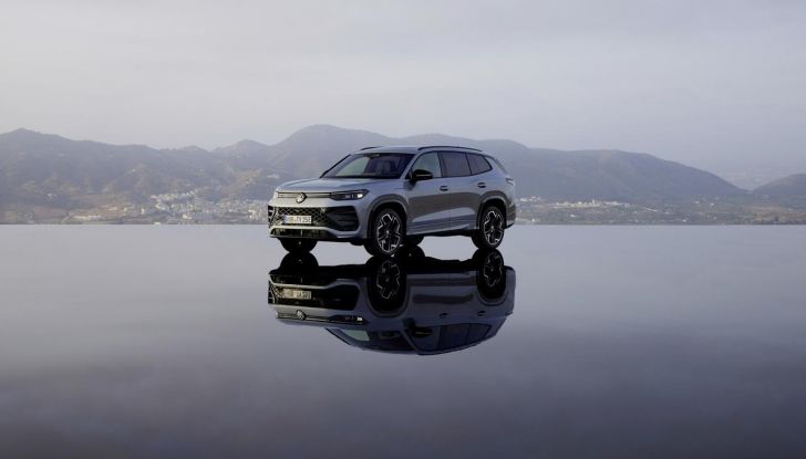 Nuovo Volkswagen Tayron: caratteristiche, design, abitacolo, allestimenti, motori e prezzo - Foto 13 di 127