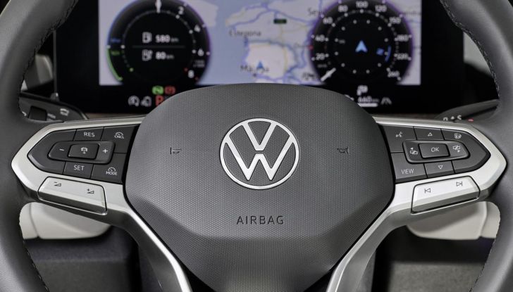 Nuovo Volkswagen Tayron: caratteristiche, design, abitacolo, allestimenti, motori e prezzo - Foto 101 di 127