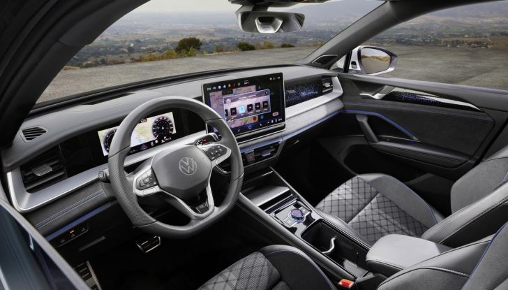 Nuovo Volkswagen Tayron: caratteristiche, design, abitacolo, allestimenti, motori e prezzo - Foto 52 di 127