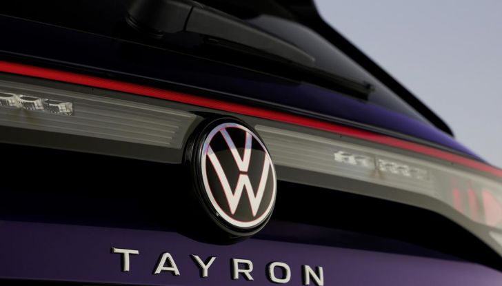 Nuovo Volkswagen Tayron: caratteristiche, design, abitacolo, allestimenti, motori e prezzo - Foto 90 di 127