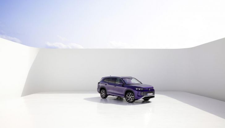 Nuovo Volkswagen Tayron: caratteristiche, design, abitacolo, allestimenti, motori e prezzo - Foto 83 di 127