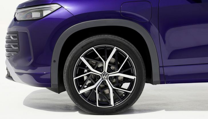 Nuovo Volkswagen Tayron: caratteristiche, design, abitacolo, allestimenti, motori e prezzo - Foto 87 di 127