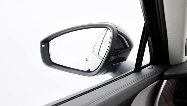 Nuovo Volkswagen Tayron: caratteristiche, design, abitacolo, allestimenti, motori e prezzo - Foto 102 di 127