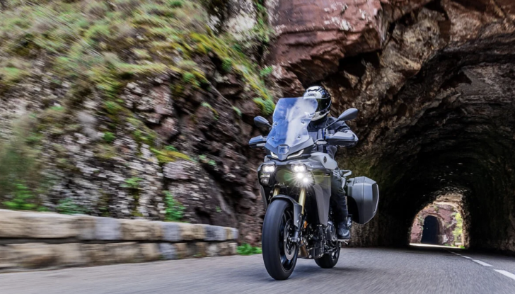 Yamaha Tracer 9 2025: svelati i prezzi della nuova crossover giapponese - Foto 1 di 14