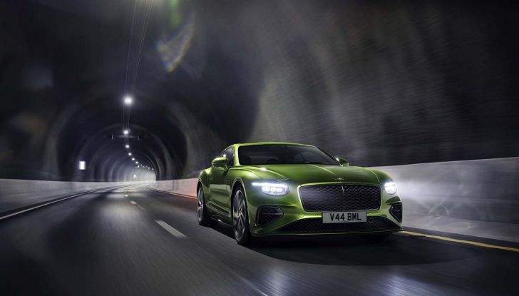 Bentley Continental GT Speed 2024: caratteristiche, novità e prestazioni della coupé britannica - Foto 9 di 23