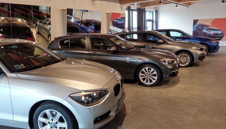 Nuova BMW Serie 1 2025 prova su strada, motori, consumi e prezzi - Foto 6 di 25