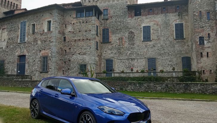 Nuova BMW Serie 1 2025 prova su strada, motori, consumi e prezzi - Foto 4 di 25