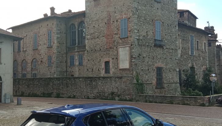 Nuova BMW Serie 1 2025 prova su strada, motori, consumi e prezzi - Foto 17 di 25