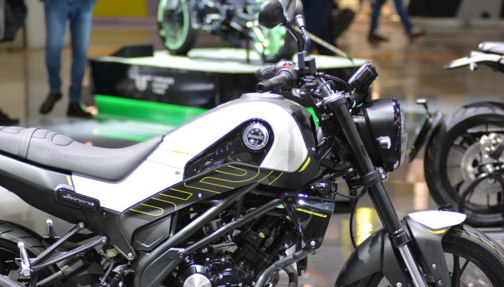 Benelli Leoncino Bobber 400: nuova power cruiser per il 2025 - Foto 17 di 65