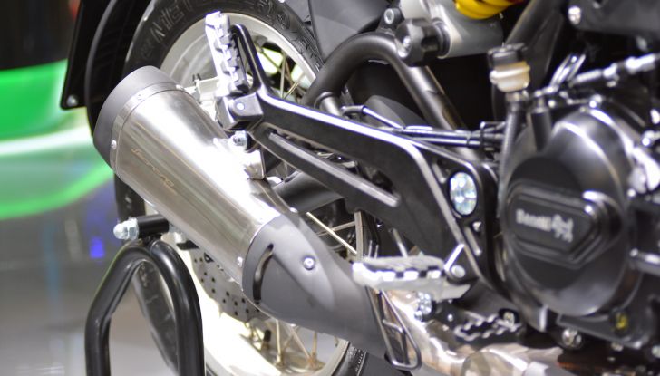 Benelli Leoncino Bobber 400: nuova power cruiser per il 2025 - Foto 33 di 65