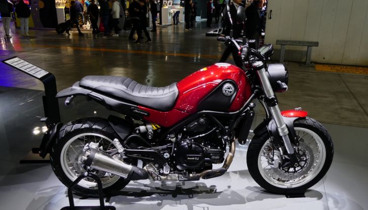 Benelli Leoncino Bobber 400: nuova power cruiser per il 2025 - Foto 57 di 65