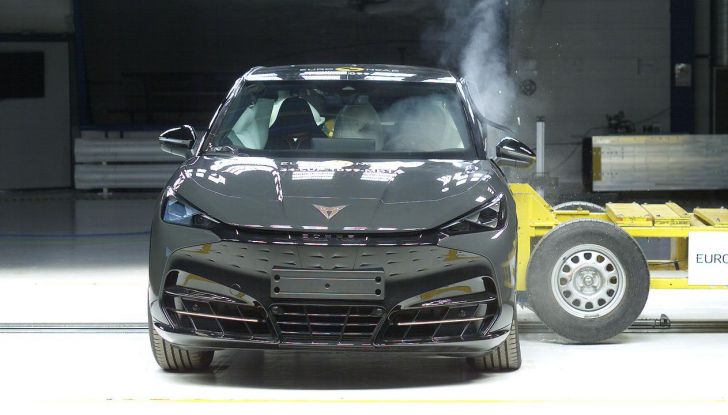 Cupra Tavascan conquista le cinque stelle nei test Euro NCAP - Foto 2 di 12