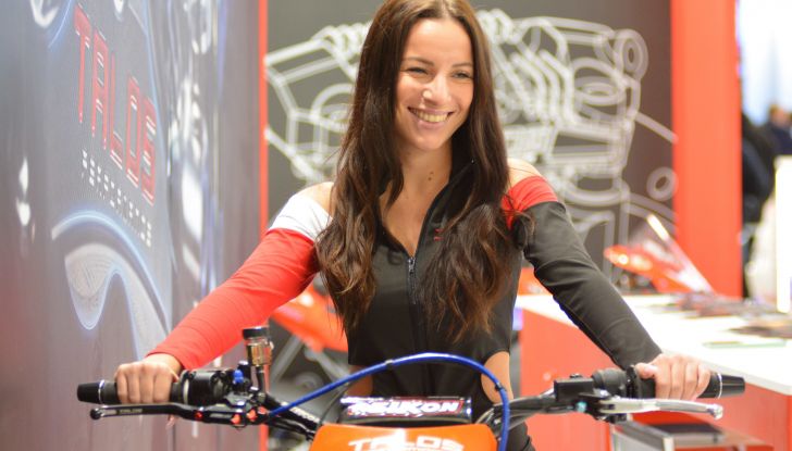 Le più belle ragazze di EICMA 2024 - Foto 7 di 55