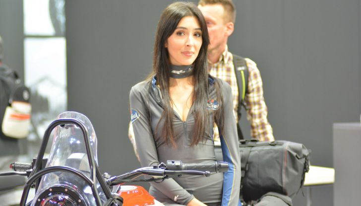 Le più belle ragazze di EICMA 2024 - Foto 11 di 55