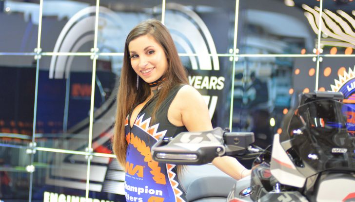 Le più belle ragazze di EICMA 2024 - Foto 13 di 55
