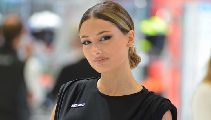 Le più belle ragazze di EICMA 2024 - Foto 2 di 55