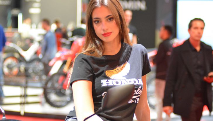 Le più belle ragazze di EICMA 2024 - Foto 55 di 55