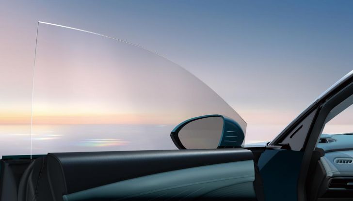 Dongfeng Nissan N7: debutta la nuova berlina elettrica cinese - Foto 5 di 7