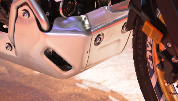 Honda Transalp 2025: la touring per eccedenza si presenta a EICMA 2024 - Foto 2 di 13