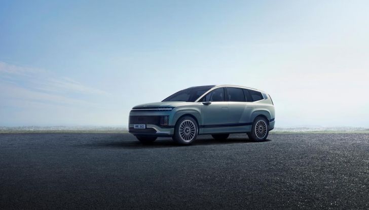 Hyundai Ioniq 9: caratteristiche, design, abitacolo, versioni, motori, prestazioni e autonomia - Foto 19 di 124