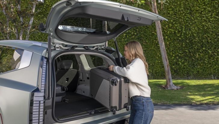 Hyundai Ioniq 9: caratteristiche, design, abitacolo, versioni, motori, prestazioni e autonomia - Foto 70 di 124