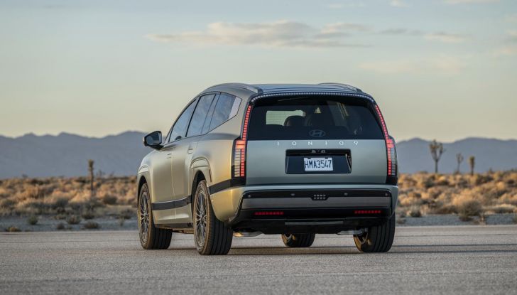 Hyundai Ioniq 9: caratteristiche, design, abitacolo, versioni, motori, prestazioni e autonomia - Foto 46 di 124