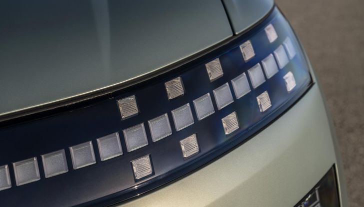 Hyundai Ioniq 9: caratteristiche, design, abitacolo, versioni, motori, prestazioni e autonomia - Foto 37 di 124