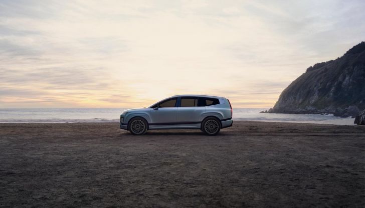 Hyundai Ioniq 9: caratteristiche, design, abitacolo, versioni, motori, prestazioni e autonomia - Foto 16 di 124